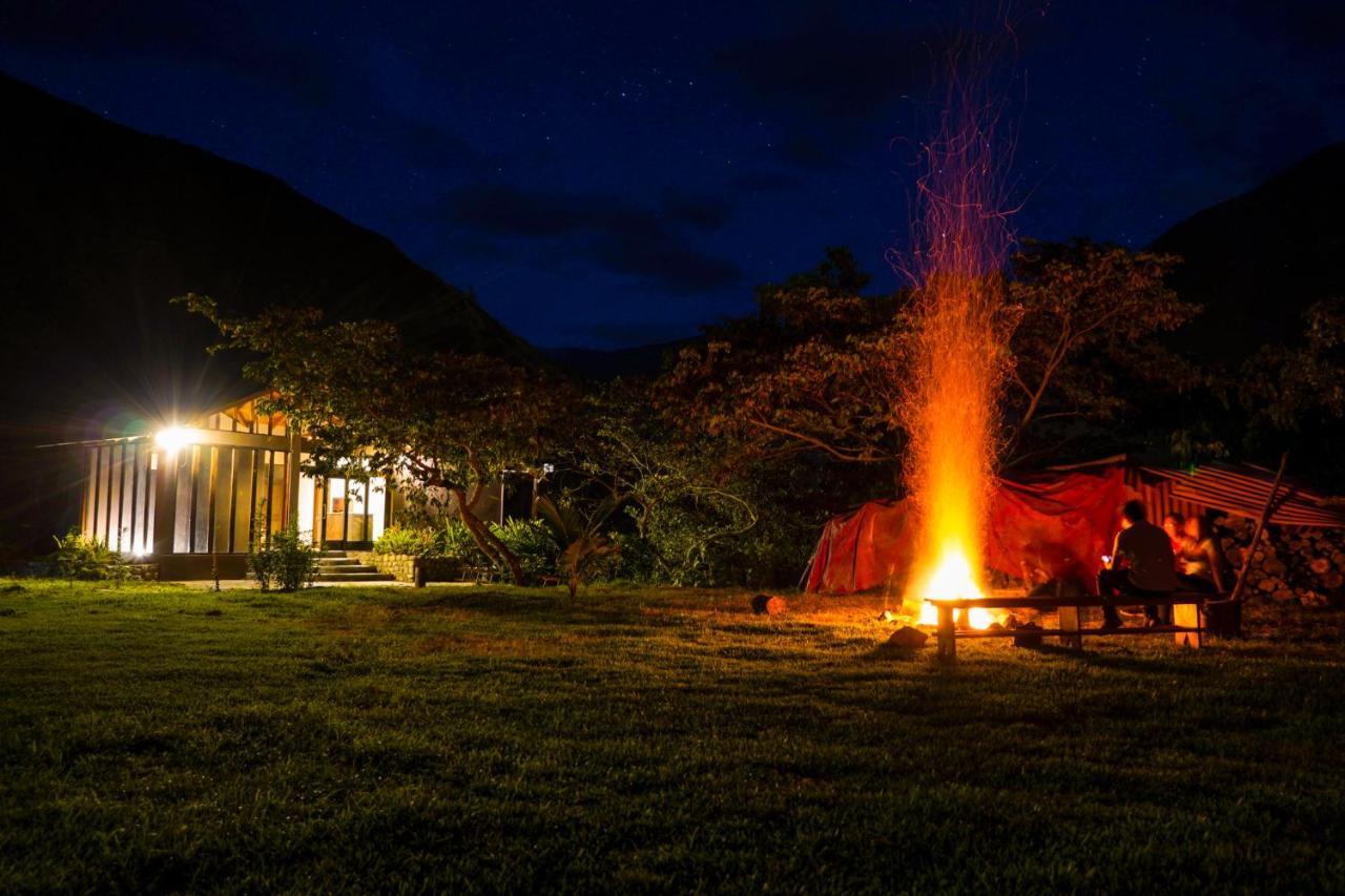 Vertikal Lodge Santa Teresa  Εξωτερικό φωτογραφία
